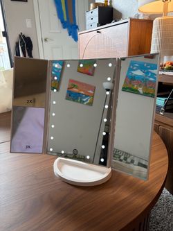 Trifold LED Vanity Mirror with Magnification