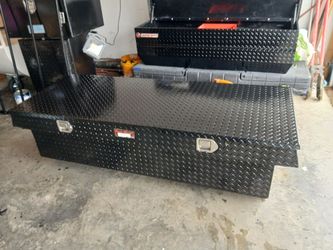 Wide toolbox