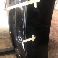 W212 Trunk For Sale $150