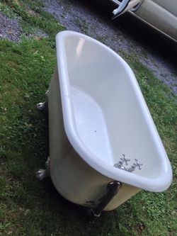 Antique Deep , porcelain, claw foot bath tub