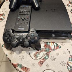 PS3 GAME CONSOLE WITH GAMES