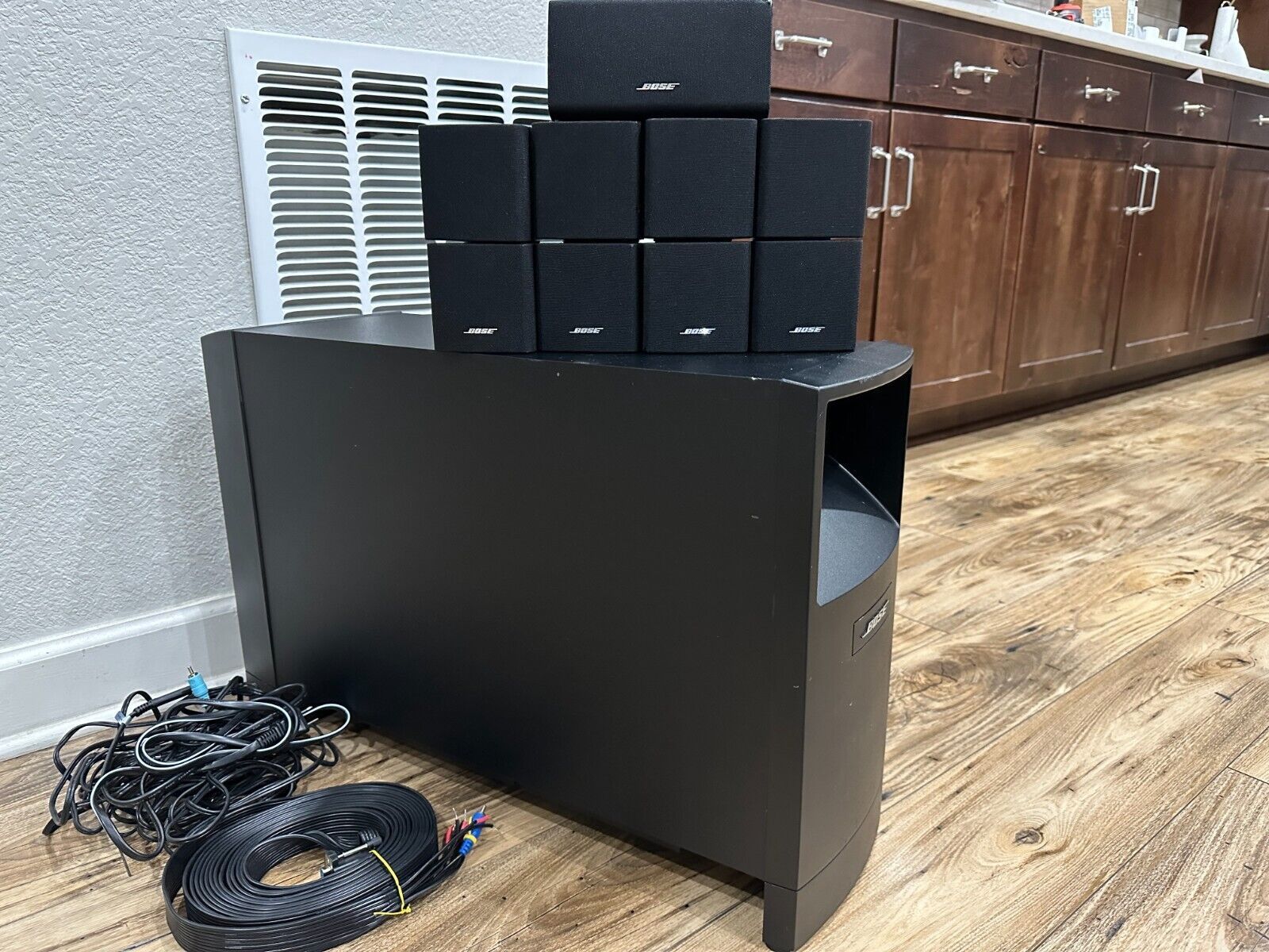 Bose Acoustimass Series III 5.1 Surround Sound Speaker System