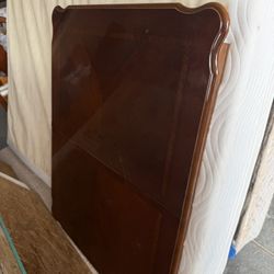 Dining Room Table And 4 Chairs 