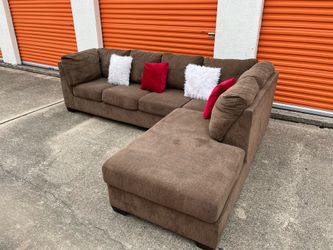 Brown Sectional Sofa – Great Condition