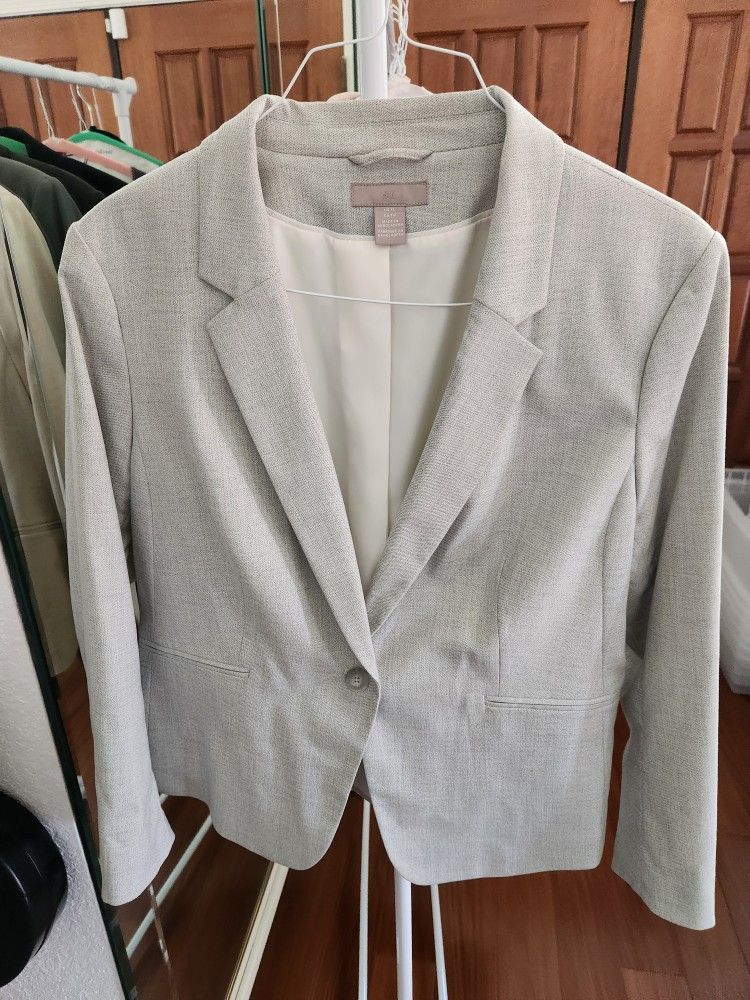 H&M Women's Blazer Light Grey Size XL NWT One Button - $25