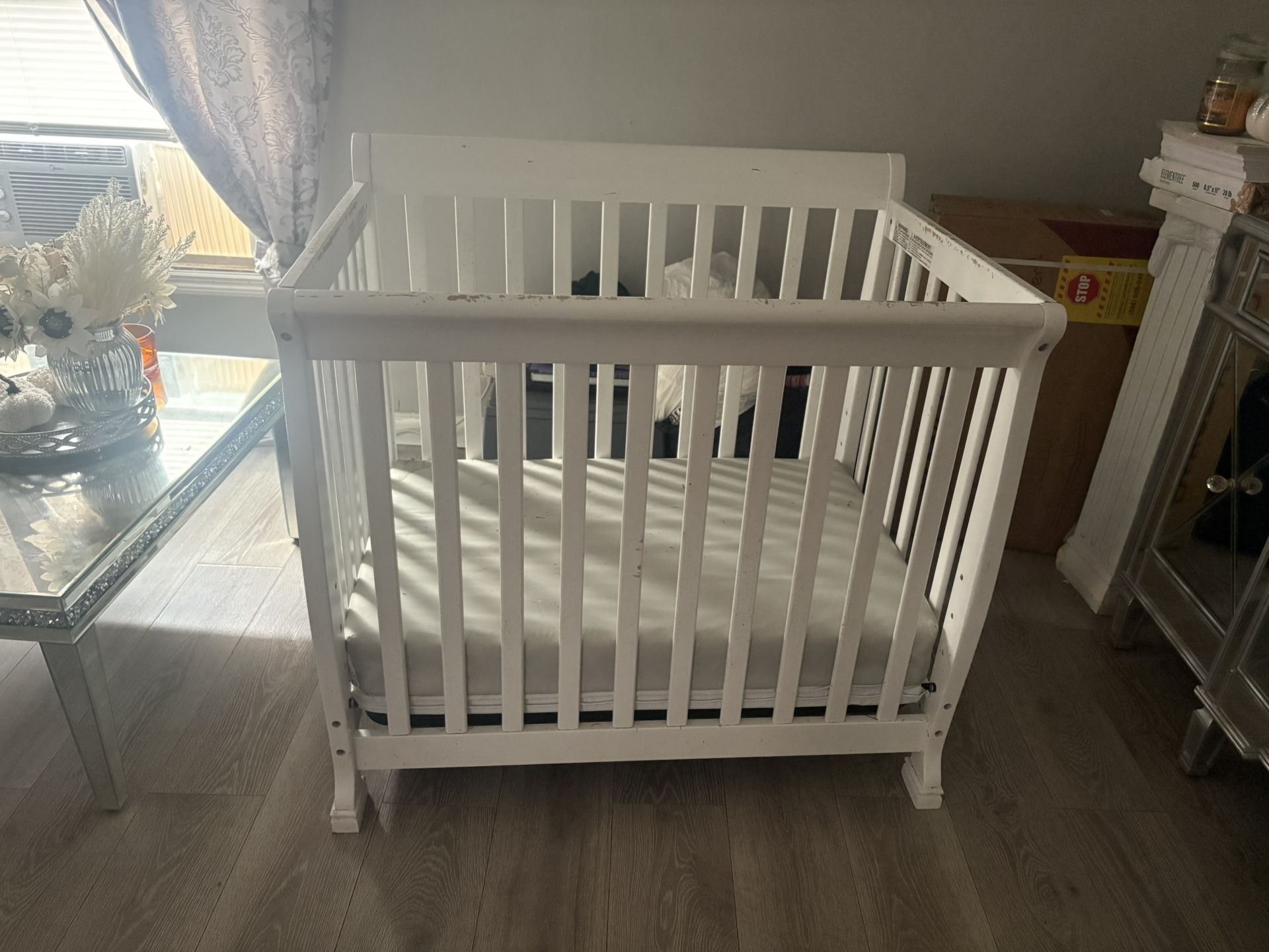 White Crib 