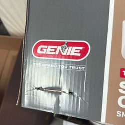 Genie StealthDrive 750 Model 7055 Garage Door Opener + New Parts 