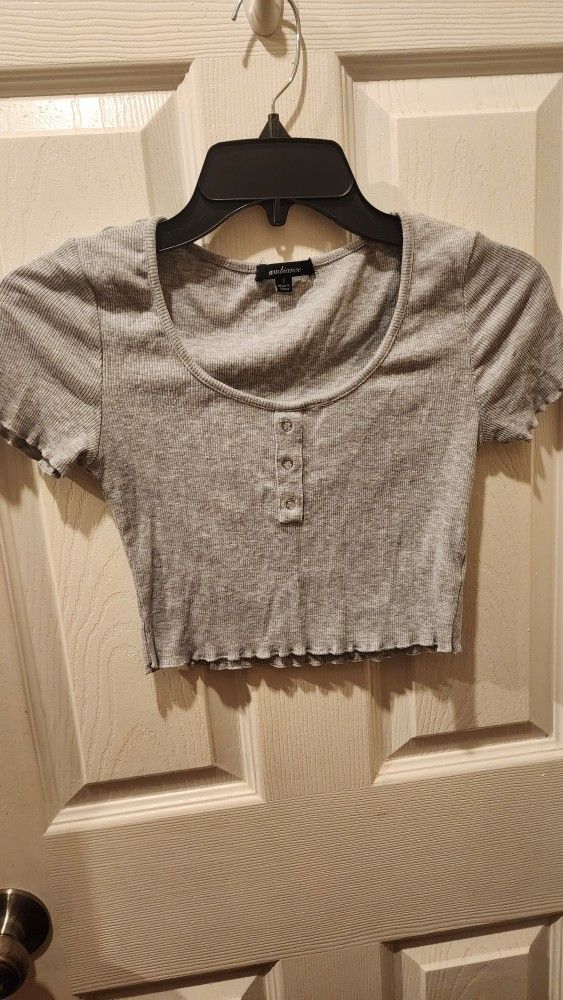 Cropped Top Size Medium
