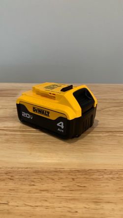 DeWalt 20V Max 4Ah Lithium Battery