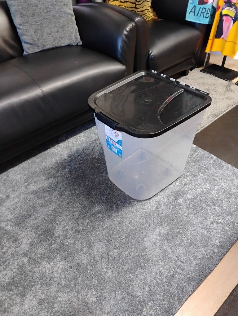 Dog Food Container On Wheels