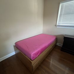 Bed Frame (Mattress Included) 