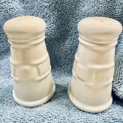 Longaberger Woven Traditions Salt And Pepper Shakers-Ivory