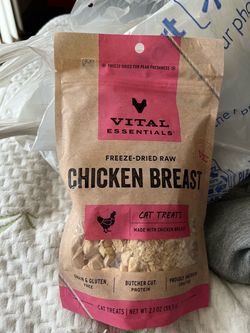 Chicken breast cat treat