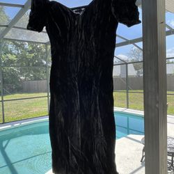 Small Black Velvet Dress