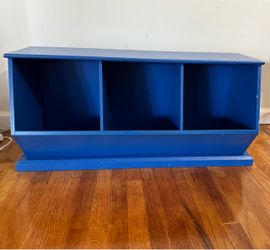 Blue Wooden 3-Cubby Storage Bench