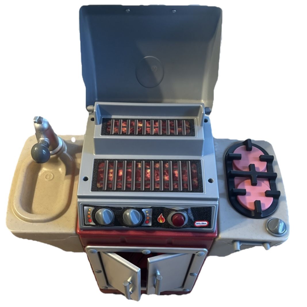 Little Tikes Grillin’ Grand Kitchen Playset