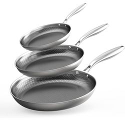 Snow Clad Pan Set