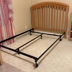 Full Bed Frame With Head Board 