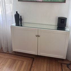 Cabinet With Mirror 