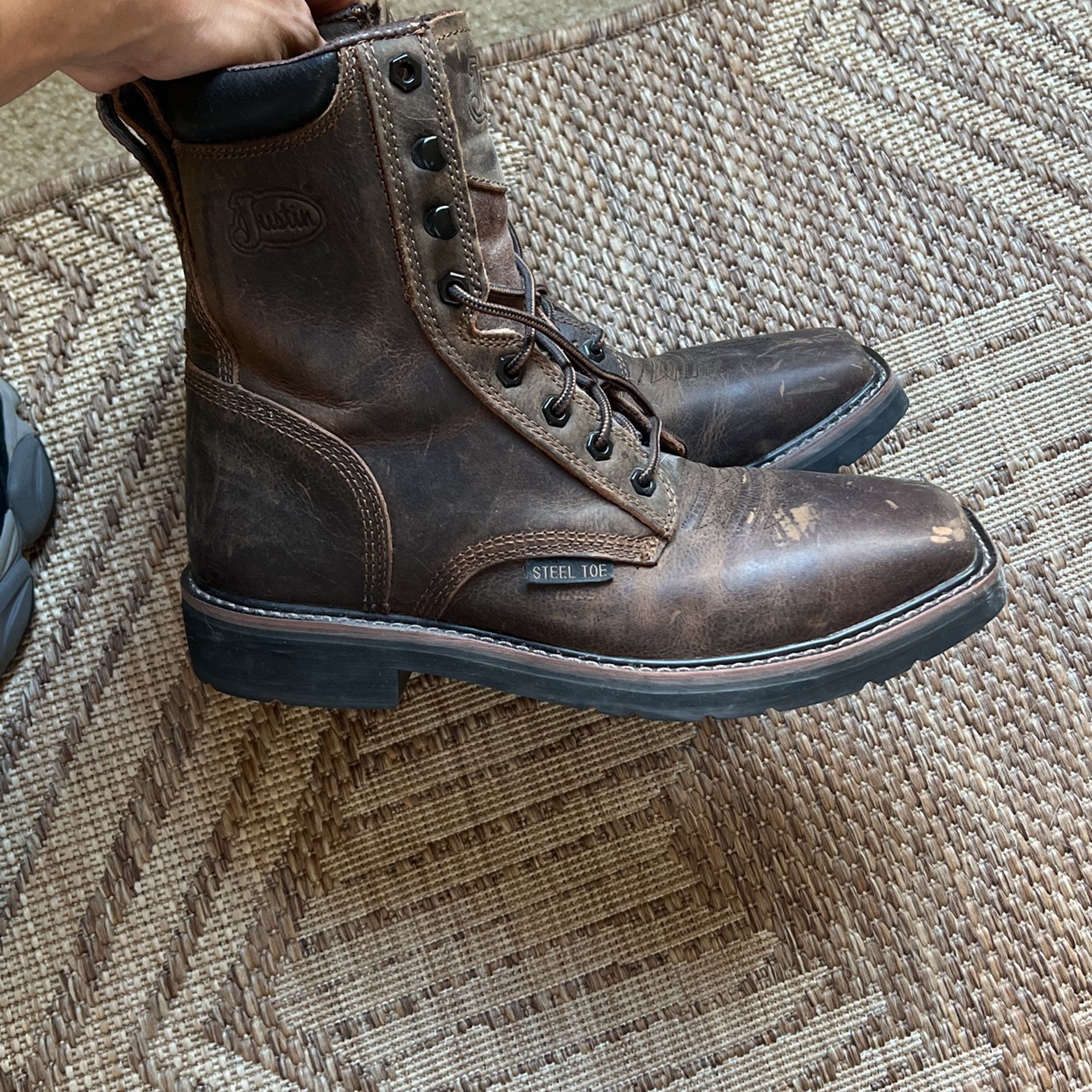 Justin Steel Toe Boots  Sz 9.5