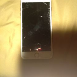 iPhone 8 Cracked Screen 