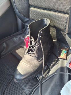 Captain by Thursday boots