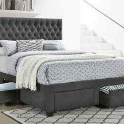 Queen Beautiful Platform Bed Frame With 4 Storage Drawers Brand New In The Box !