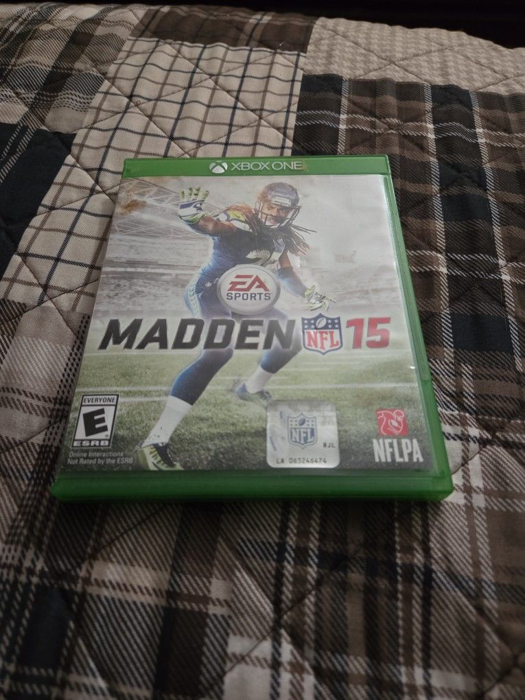 XBox One Madden 15 football Game