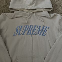 SS20 Supreme Crossover Hoodie 