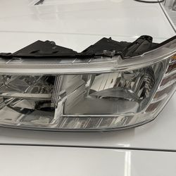  Left Headlight For Journey Van 