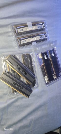 Assorted DDR4 RAM