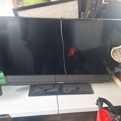 Samsung  Tv not a smart tv 40