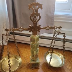 Giuliani Creation, Scales of Justice