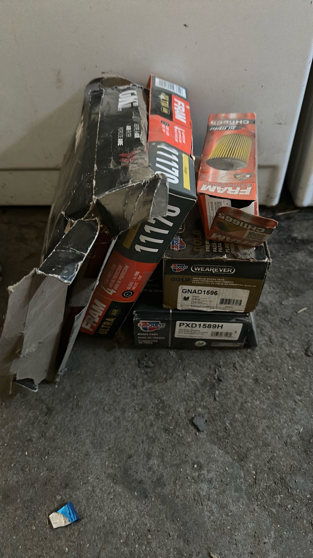 2013 Dodge Journey Ceramic brake pads, oil filter And Air Filter