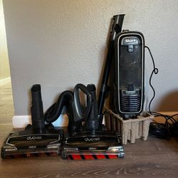 Shark Apex DuoClean Upright AX952