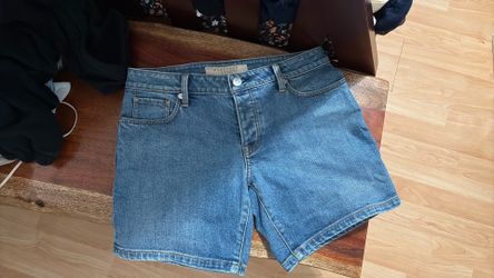 Burberry Brit Women’s Denim Shorts Size 25 NWT (New With Tags)