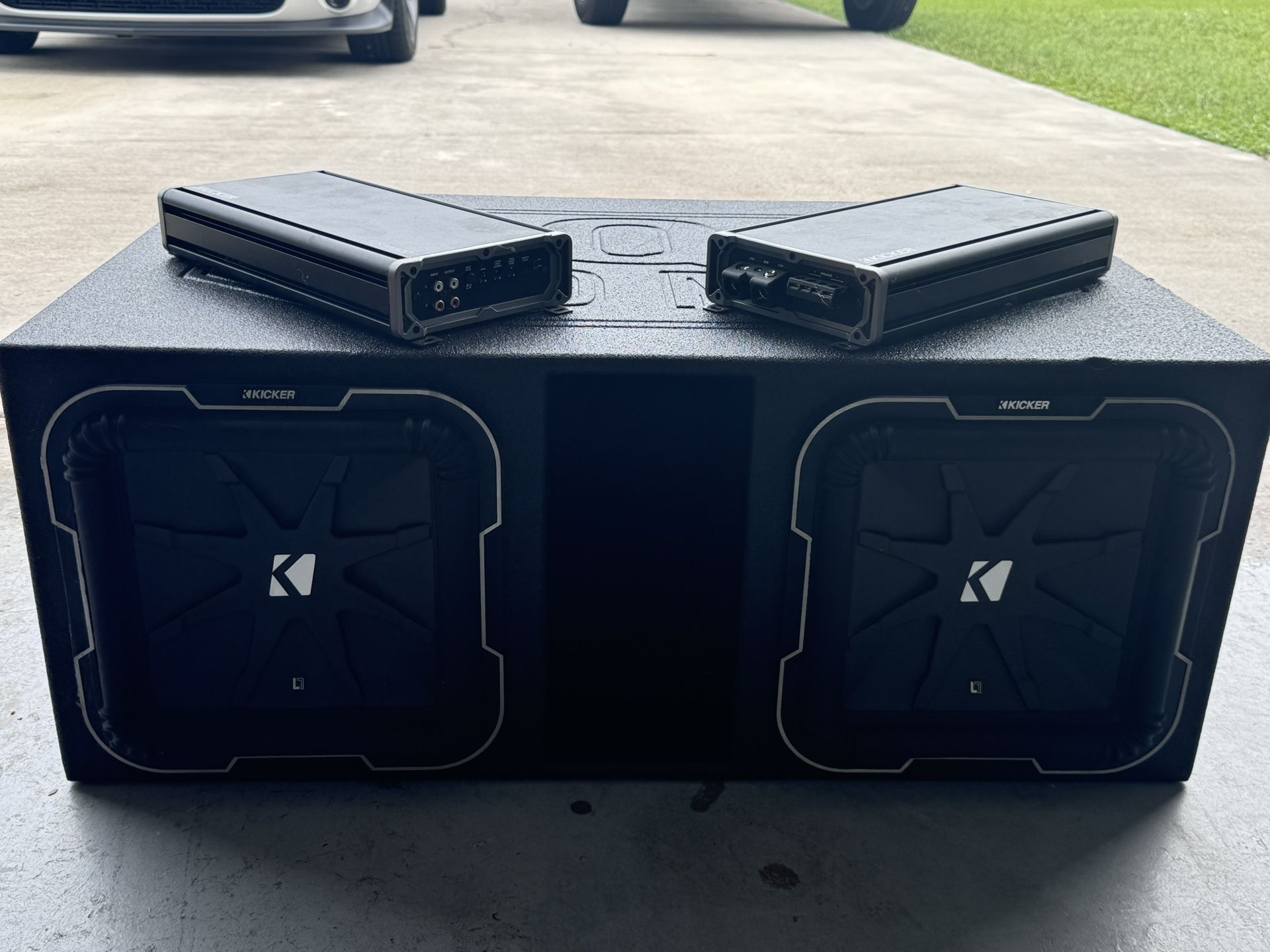 Speakers And Amps