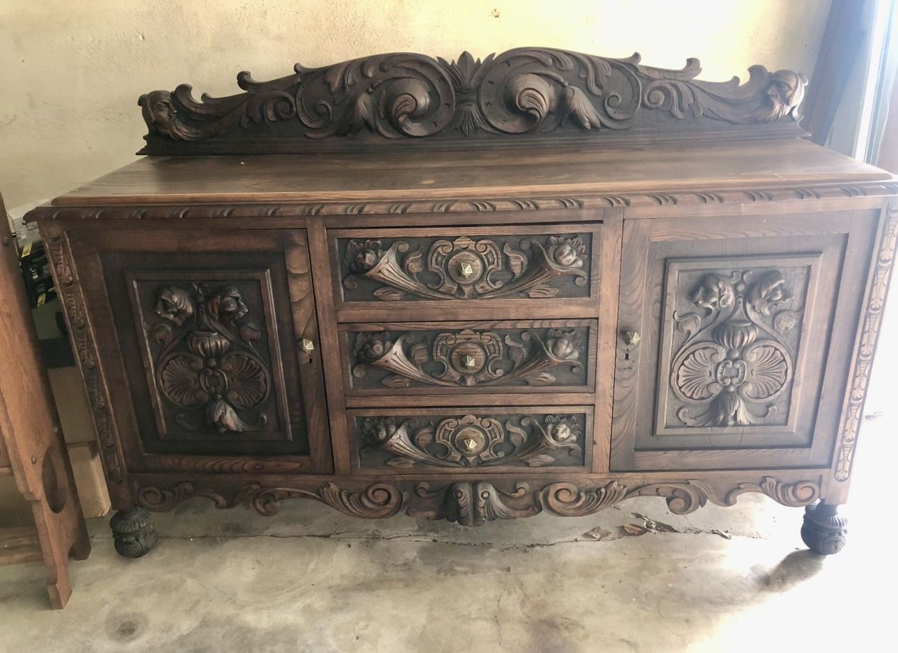 Beautiful Antique Renaissance Revival Carved Buffett / Sideboard - 66 ¼x19 ½x43 ½