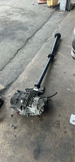 2016 BMW rear end and driveshaft