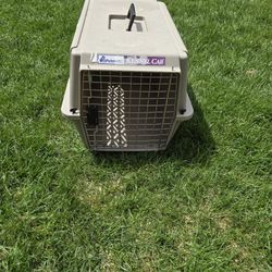 Pet carrier