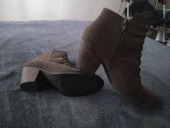 Mossimo dark brown booties size 10 women's