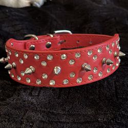 Red Spiked Diamond Dog Collar M