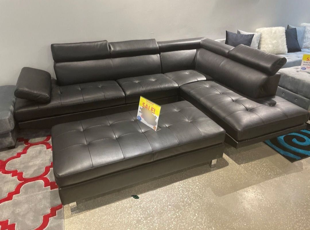 ANTARES BLACK MODERN SECTIONAL