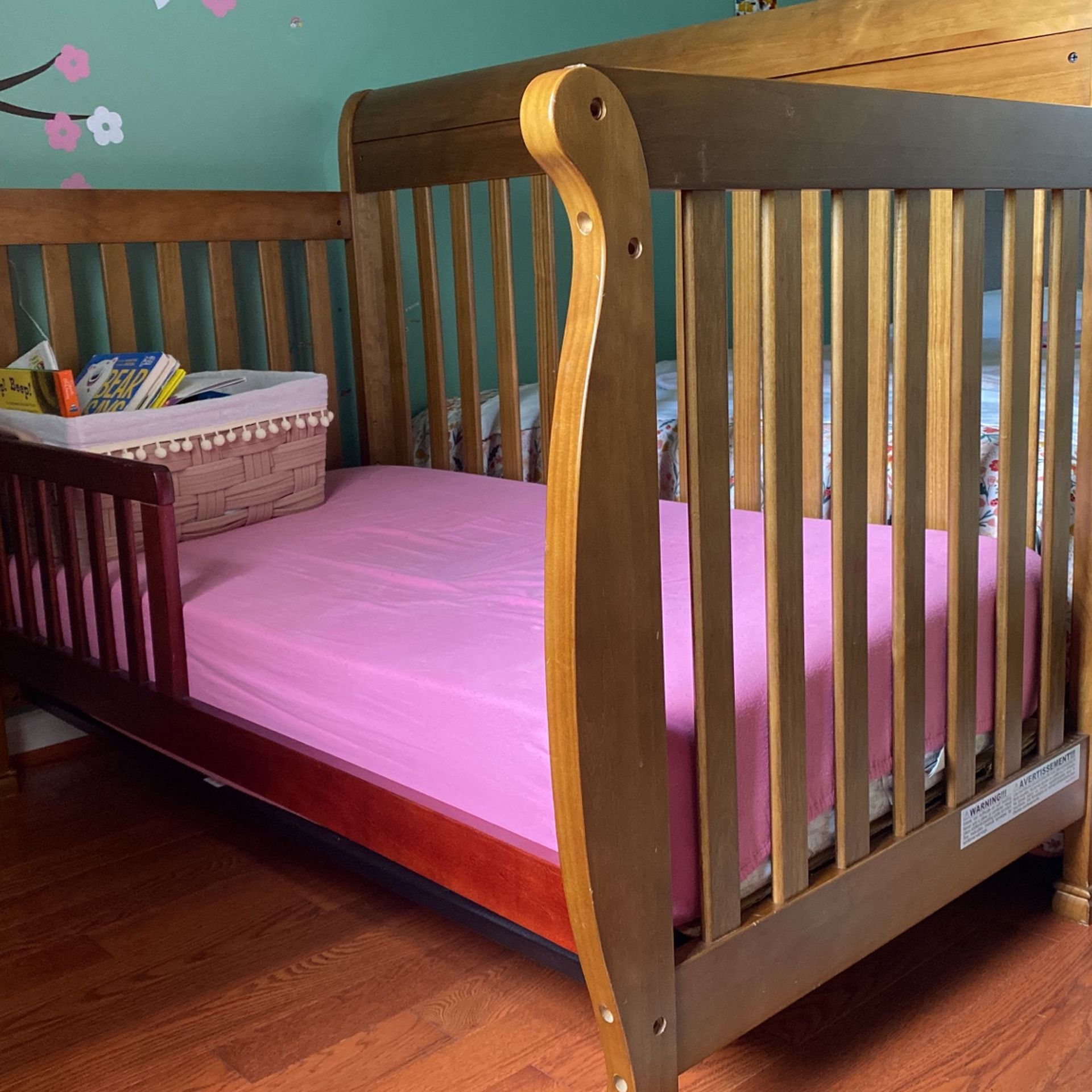 Crib With Waterproof Mattress and Converter Piece