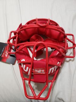 SUPREME Rawlings Catcher's Mask for Sale in Oak Park, IL - OfferUp