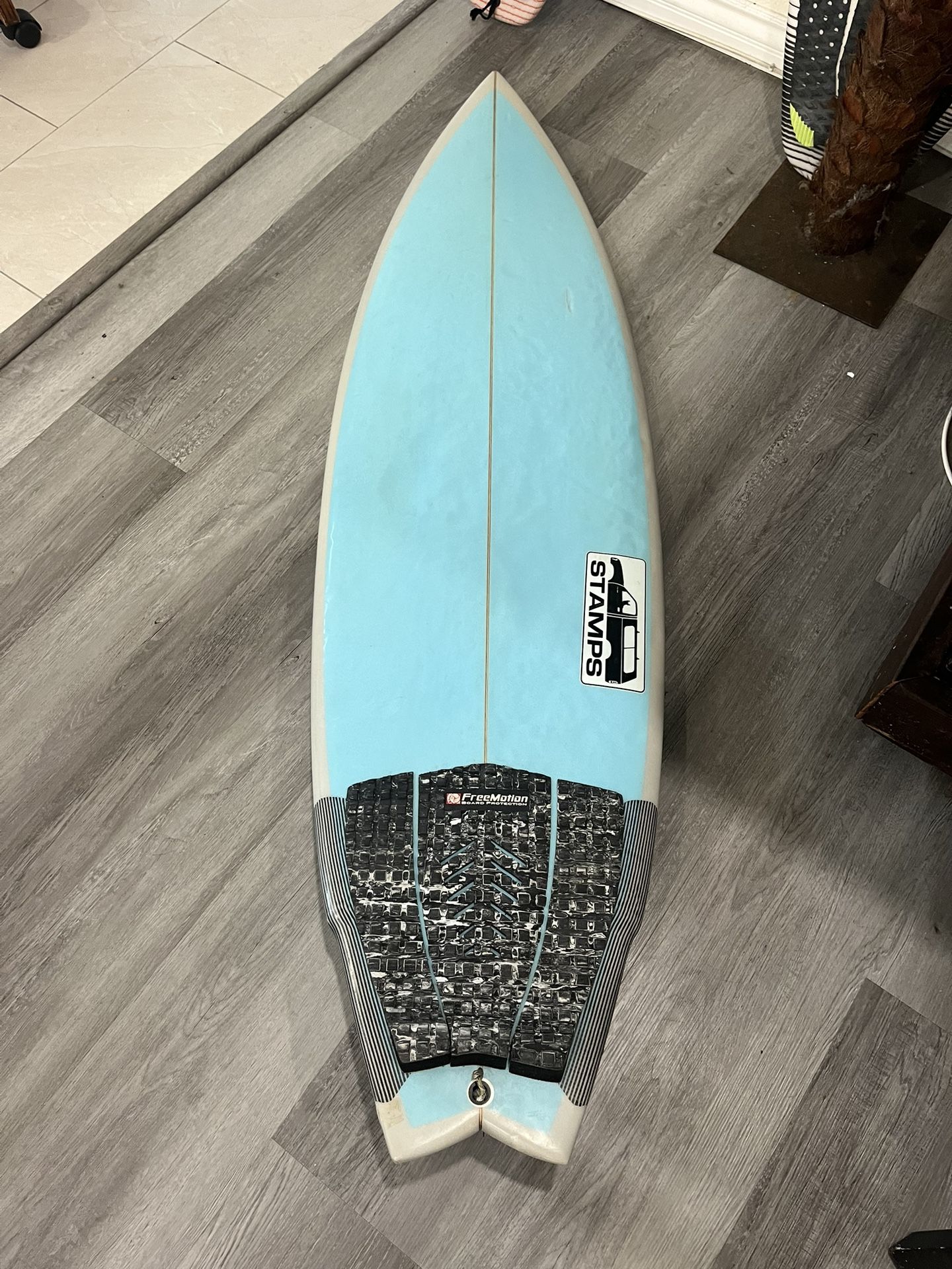 Stamps Surfboard 5’8”