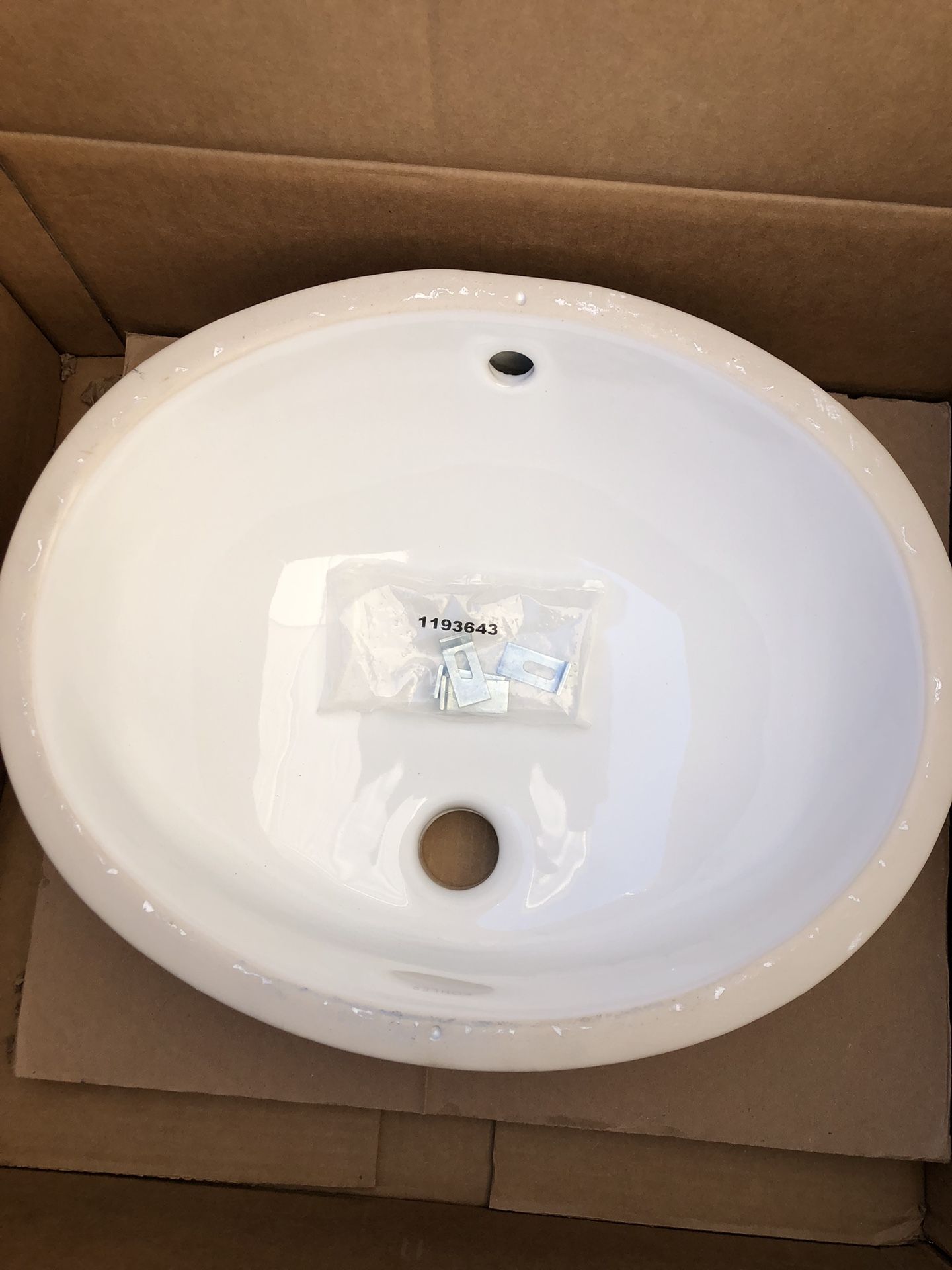 KOHLER Caxton 19 1/4 in. Oval Vitreous China Undermount Bathroom Sink in White with Overflow Drain