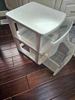 Plastic 2-drawer tower