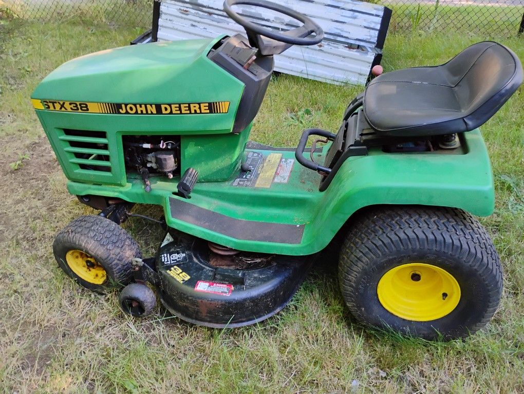 John Deere STX38 1990's Model.