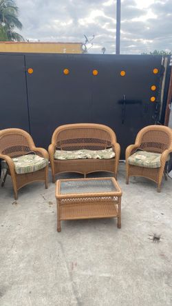 Patio set all plastic